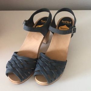 NIB Swedish Hasbeens Braided Skyhigh Sandals